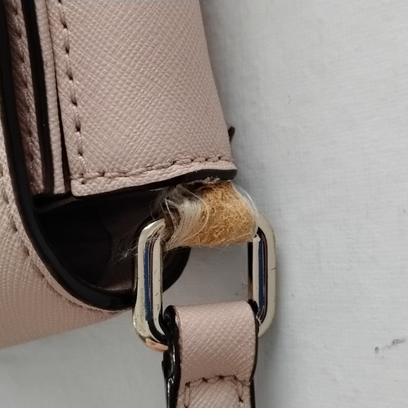 Kate Spade Baby Pink Safiano Leather Crossbody Bag *flaw - Picture 9 of 10